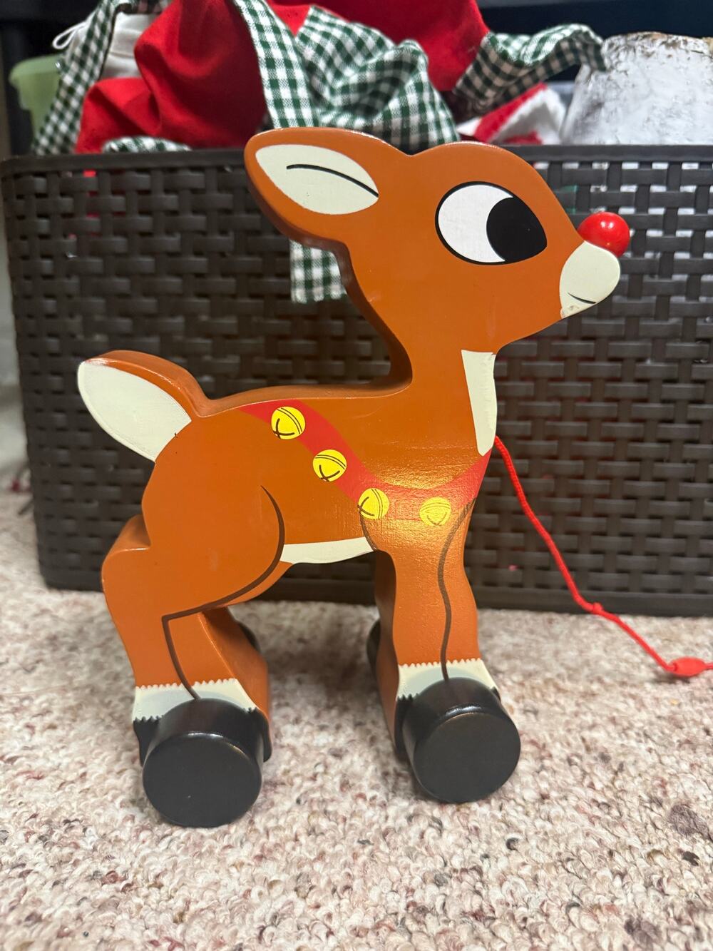Rudolph The Red-Nosed Reindeer Wooden Pull Toy Christmas Character Arts 2012
